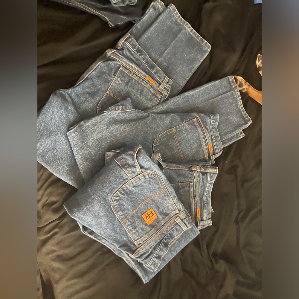 4 pair wranglers FRs and 3 Levi’s